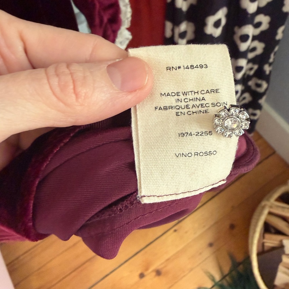 Doen NWT Velvet Long-Sleeve Dress with Lace Collar Burgundy - Picture 7 of 11